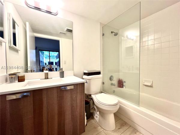 Brickell Key Two, 540 Brickell Key Dr #202, Miami, Florida 33131, image 1