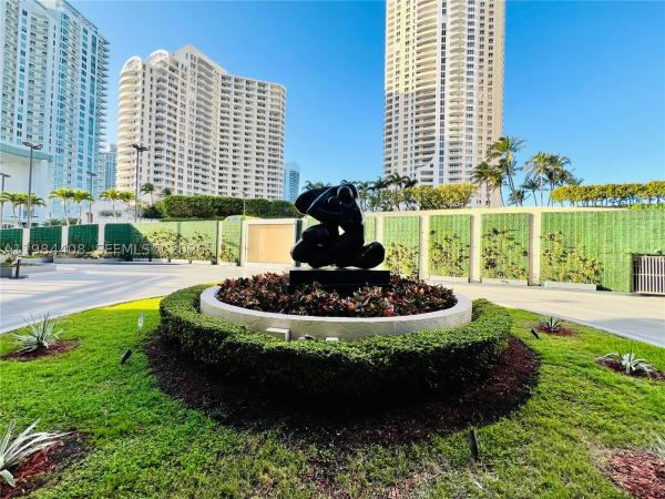 Brickell Key Two, 540 Brickell Key Dr #202, Miami, Florida 33131, image 2