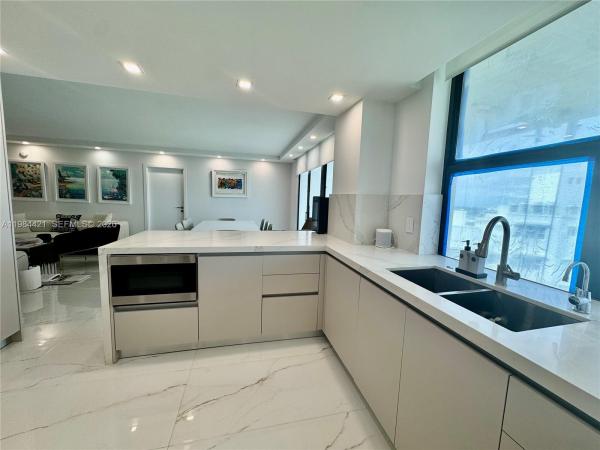 Balmoral, 9801 Collins Ave #20E, Bal Harbour, Florida 33154, image 2