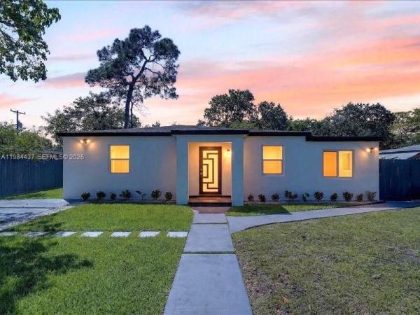 Irons Manor High Pine, 1010 NE 138th St, North Miami, Florida 33161, image 1