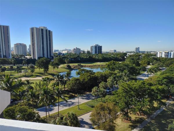 Bravura, 3301 N Country Club Dr #804, Aventura, Florida 33180, image 3