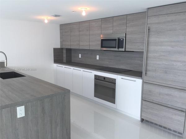 400 Sunny Isles West, 400 Sunny Isles Blvd #1105, Sunny Isles Beach, Florida 33160, image 2