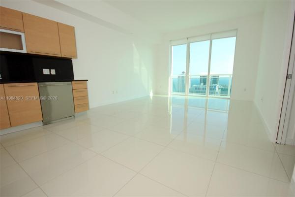 The Plaza On Brickell East, 950 Brickell Bay Dr #4709, Miami, Florida 33131, image 1