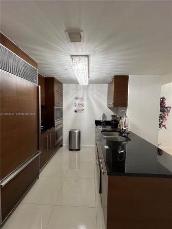 Icon Brickell Tower 3, 485 Brickell Ave #4109, Miami, Florida 33131, image 1