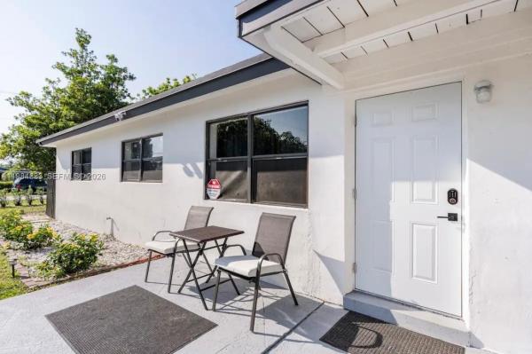 Lauderdale Villas, 1200 NW 18th Ct #1200, Fort Lauderdale, Florida 33311, image 1