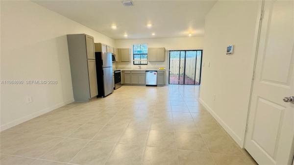 Palm Cay, 1220 NE 5th Ct, Florida City, Florida 33034, image 3