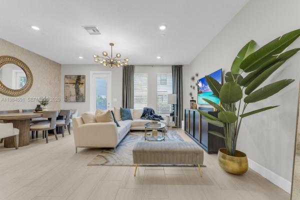 Emory Townhomes, 8351 NW 7th Ct, Plantation, Florida 33324, image 1