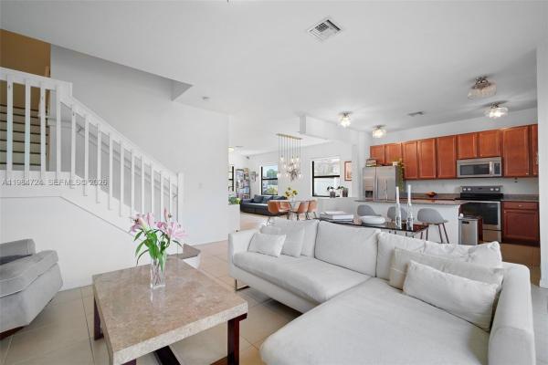 901 NE 191st St, Unincorporated Dade County, Florida 33179, image 1