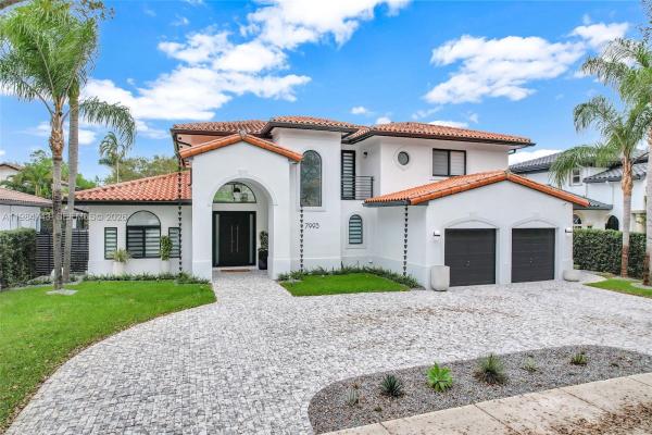 Silvercrest North, 7993 NW 161st Ter, Miami Lakes, Florida 33016, image 1