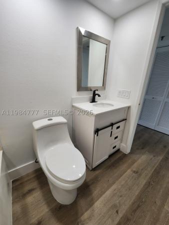 Brickell Key One, 520 Brickell Key Dr #A1517, Miami, Florida 33131, image 1