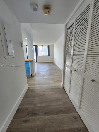 Brickell Key One, 520 Brickell Key Dr #A1517, Miami, Florida 33131, image 2