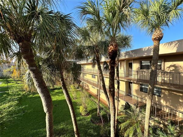 Gardens Of Kendall, 10425 SW 112th Ave #324, Kendall, Florida 33176, image 1