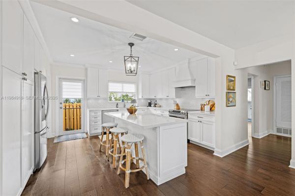 Miami Shores Residential, 9880 NE 9th Ave, Miami Shores, Florida 33138, image 1