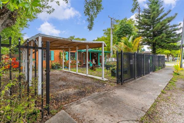 Alapat, 2490 NW 59th St, Brownsville, Florida 33142, image 3