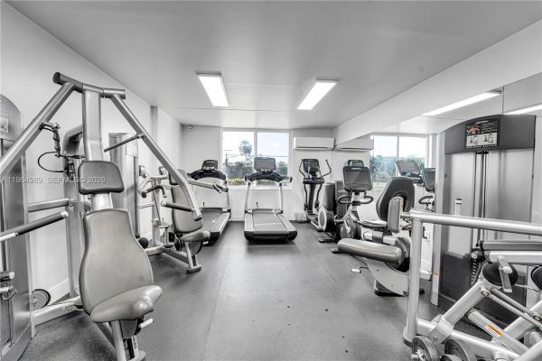 Hillcrest, 919 Hillcrest Dr #210, Hollywood, Florida 33021, image 1