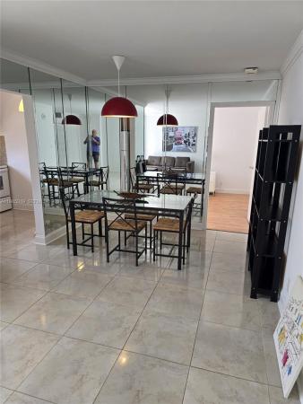 Plaza Of The Americas, 16919 N Bay Rd #819, Sunny Isles Beach, Florida 33160, image 2