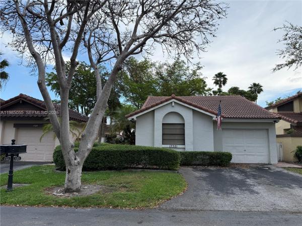 17321 NW 63rd Ave 0, Hialeah, Florida 33015, image 1