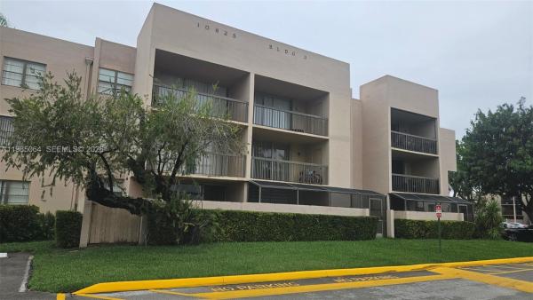 10625 SW 112th Ave #216, Unincorporated Dade County, Florida 33176, image 1