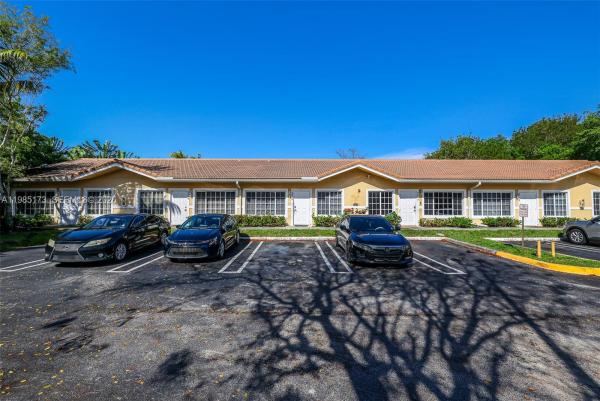 Pembroke Place, 3916 SW 48th Ave, Pembroke Park, Florida 33023, image 3