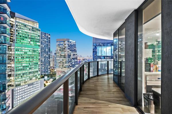 SLS Lux Brickell, 801 S Miami Ave #2705, Miami, Florida 33130, image 1