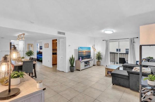 Alton Star, 1236 Alton Rd #304, Miami Beach, Florida 33139, image 1