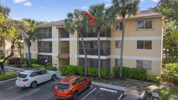 Oakland Forest Club, 3001 N Oakland Forest Dr #302, Oakland Park, Florida 33309, image 1