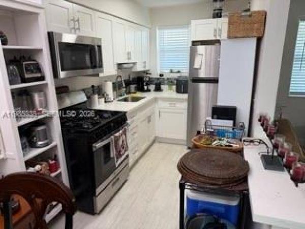 Gables Edge, 4300 SW 67th Ave #17, Glenvar Heights, Florida 33155, image 2