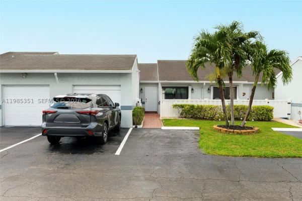 2640 W Gately Dr W #1102, West Palm Beach, Florida 33415, image 1