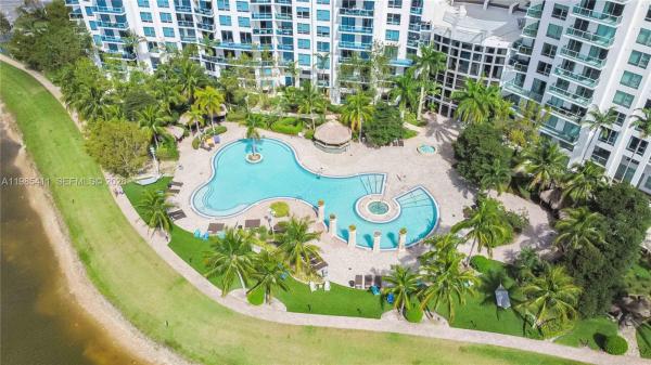 Tao Sawgrass, 2641 N Flamingo Rd #307N, Sunrise, Florida 33323, image 2