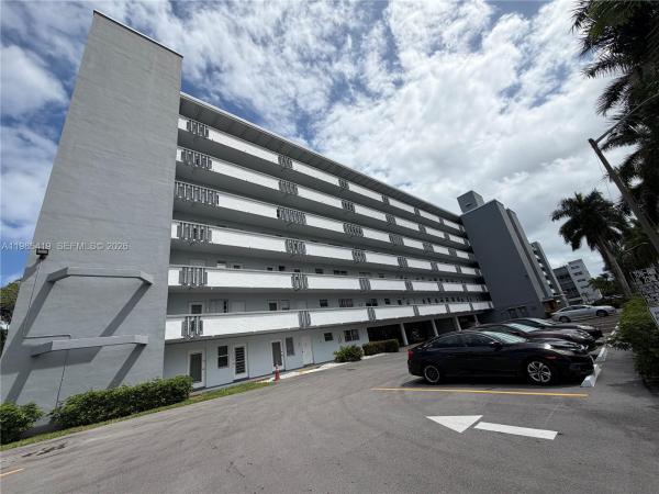 Fairways Royale, 1000 NE 14th Ave #201, Hallandale Beach, Florida 33009, image 1