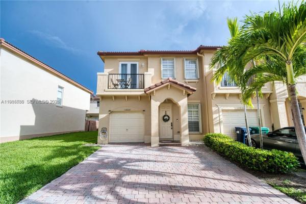 12826 SW 134th St, Unincorporated Dade County, Florida 33186, image 1