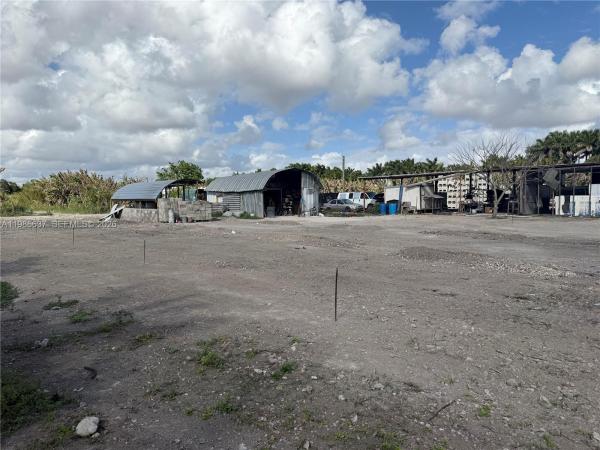 Redland No HOA, 16455 SW 207, Redland, Florida 33187, image 2