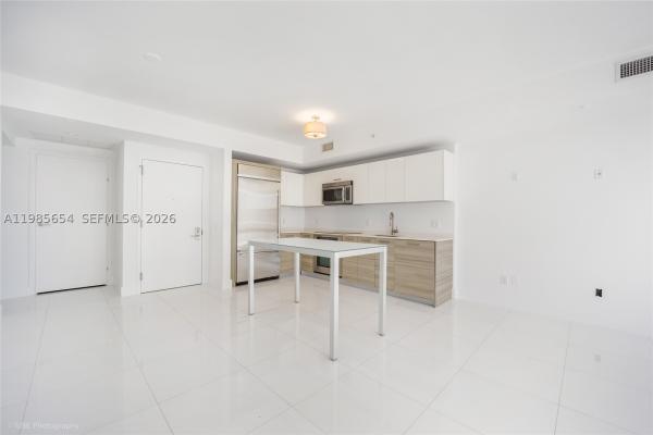 Brickell House, 1300 Brickell Bay Dr #1803, Miami, Florida 33131, image 1