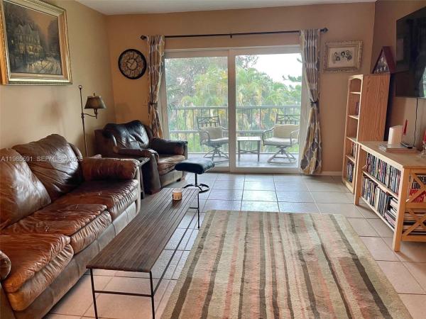 Hillcrest, 1000 Hillcrest Ct #308, Hollywood, Florida 33021, image 1