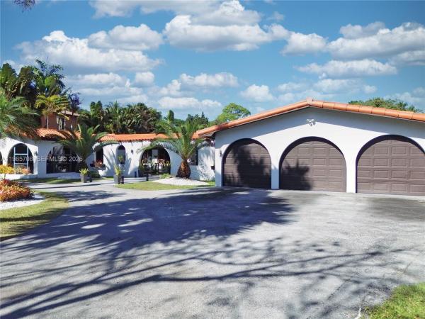 Suniland Estates, 7925 SW 124th St, Pinecrest, Florida 33156, image 1