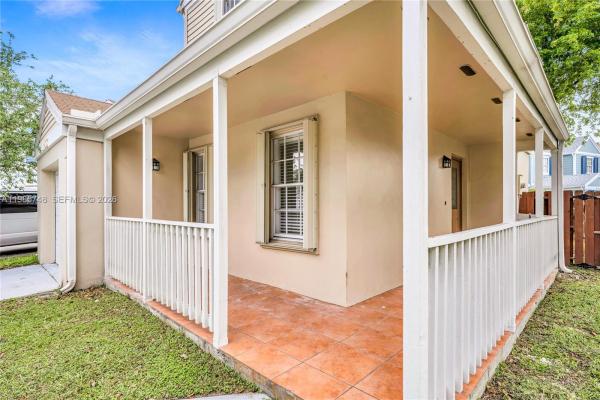 Towngate South, 11455 SW 117th Ct, Kendall, Florida 33186, image 3