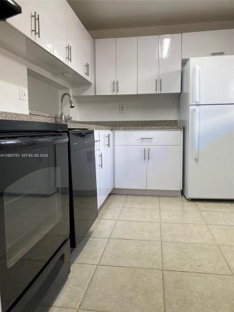 8420 SW 133rd Ave Rd #422, Unincorporated Dade County, Florida 33183, image 1