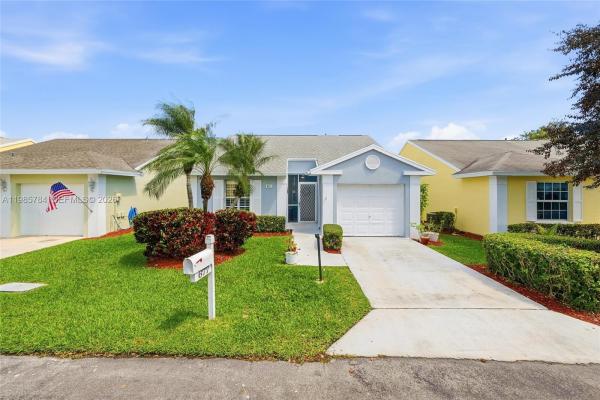 North Gate, 677 SE 22nd Dr, Homestead, Florida 33033, image 1