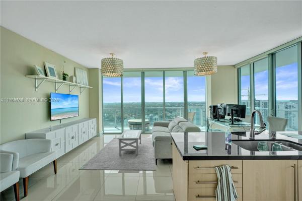 Axis On Brickell South, 79 SW 12th St #3412-S, Miami, Florida 33130, image 3