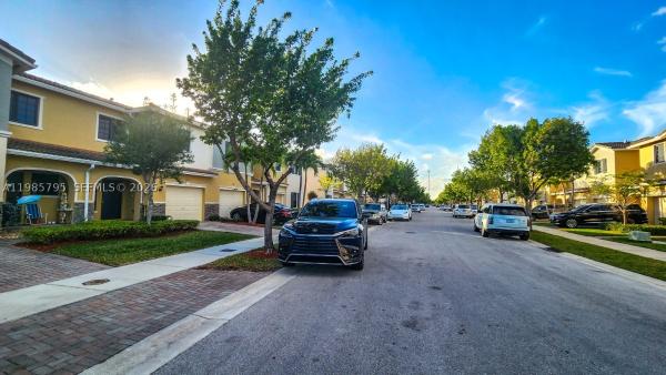 Champion Lakes, 470 NE 194th Ter, Ives Estates, Florida 33179, image 3