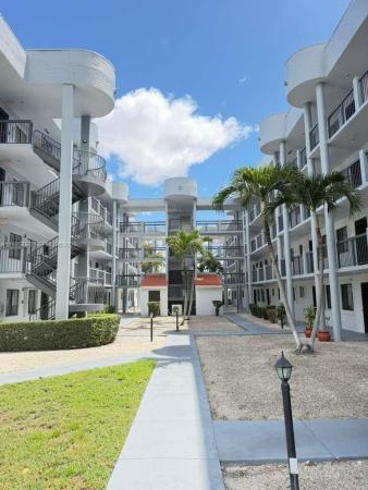 Alameda, 5290 W 21st Ct #301, Hialeah, Florida 33016, image 1