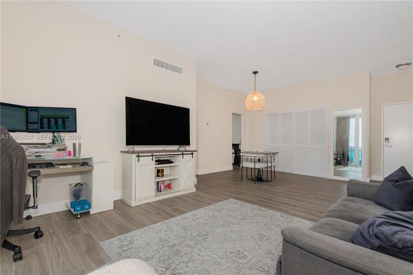 The Residences On Hollywood Beach, 3001 S Ocean Dr #1639, Hollywood, Florida 33019, image 1