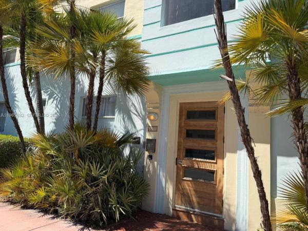 The Francis, 1001 7th St #202, Miami Beach, Florida 33139, image 3