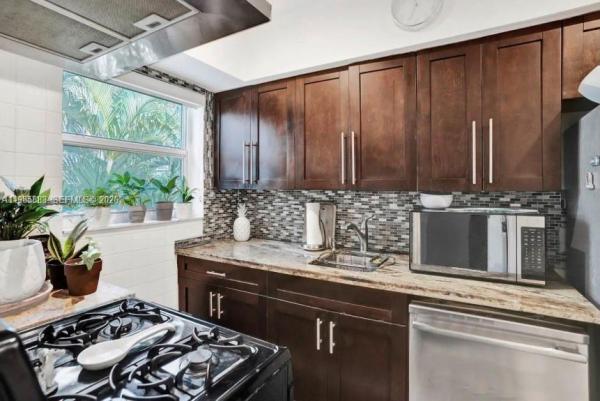 Anthony Gardens, 10076 E Bay Harbor Dr #76D, Bay Harbor Islands, Florida 33154, image 1