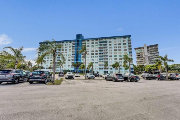 Hillcrest, 4001 Hillcrest Dr #602-4, Hollywood, Florida 33021, image 1