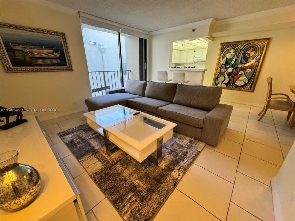 Oceanfront Plaza, 2625 Collins Ave #320, Miami Beach, Florida 33140, image 1