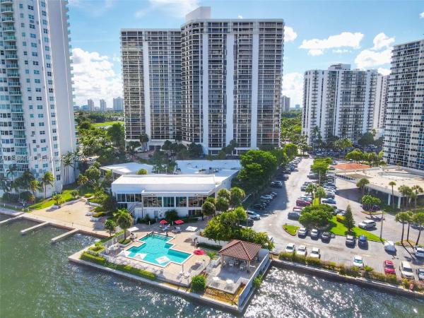 Hamptons West, 20281 E Country Club Dr #2405, Aventura, Florida 33180, image 1