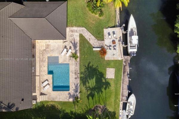 Cocoplum, 7155 Los Pinos Blvd, Coral Gables, Florida 33143, image 1