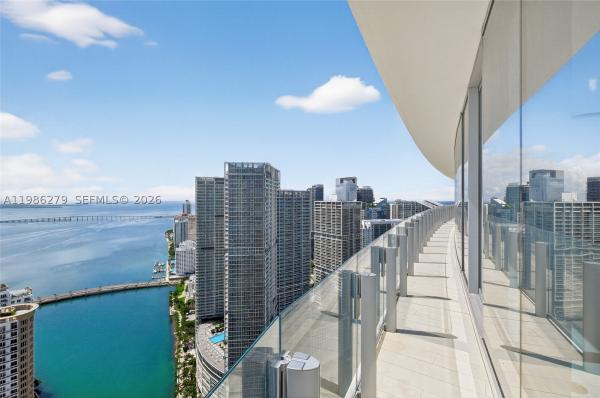 300 Biscayne Blvd Way #4901E, Miami, Florida 33131, image 2