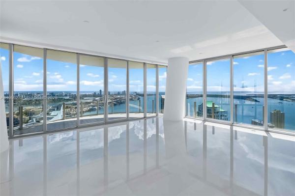 300 Biscayne Blvd Way #4901E, Miami, Florida 33131, image 1